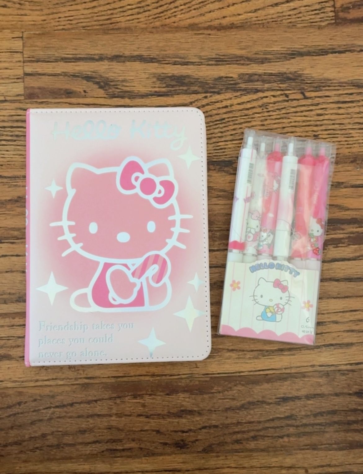 Hello Kitty Notebook And Pens (READ)