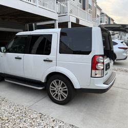 ‘12 Land Rover LR4 HSE Sport Utility