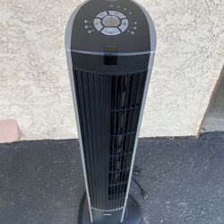 Seville Rotating Fan With Remote