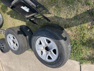 18” Toyota Truck Rim And Tires