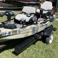 Fishing Kayak - Loaded!!!