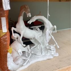 Huge 3-horse Lladro Sculpture 19”  High!! Bring Cash .