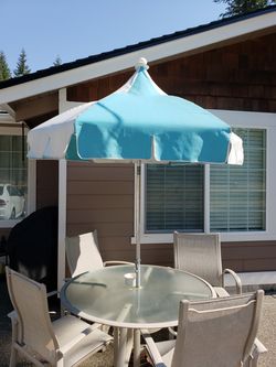 60's vintage picnic umbrella (only)