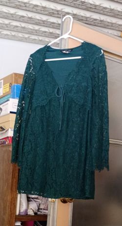 Party Dresses 👗 For Sale $ Please Read The Description 😊