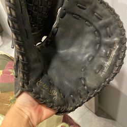 baseball (first base glove) 