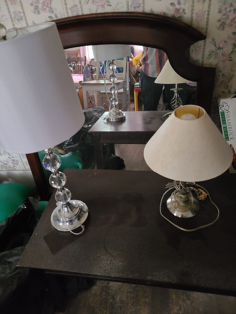 2 LAMPS MIRROR SMALL TABLE 