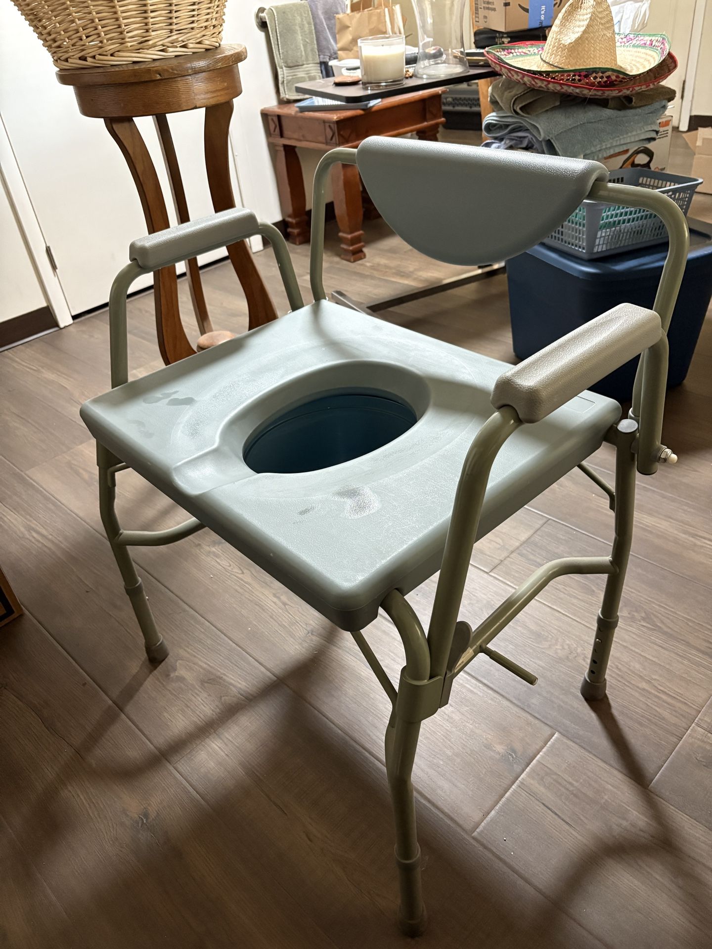 Bariatric Commode