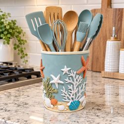 3D Ceramic Starfish Seashell Ocean Utensil Holder Home Decor Size 8" Tall, 7" Diameter New Condition