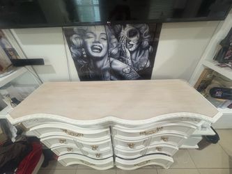 Disney princess dresser