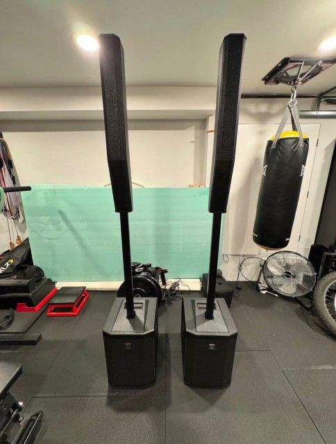 EV Evolve 50 Active Speakers (x2)