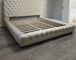 NEW IN BOX Beige Platform Tufted Bed Frame Queen & King Size NO BOXSPRING Required