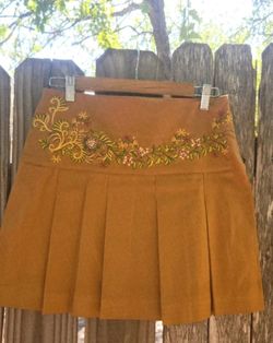 Vintage Y2K Que Pleated Tan Floral Miniskirt