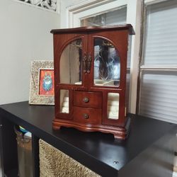 Jewelry Box (Wood)