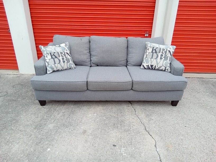 SOFA FREE DELIVERY 