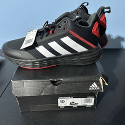 New Adidas Mens Own the Game Size 10