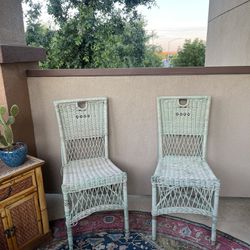 Five Wicker Chairs (Boho)