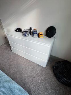 Six drawer dresser