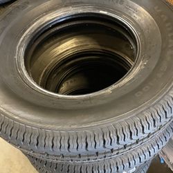 Two Trailer Tires Rims ST205/75D14 2057514 F78-14 14 in. LRC 5 Lug White Spoke