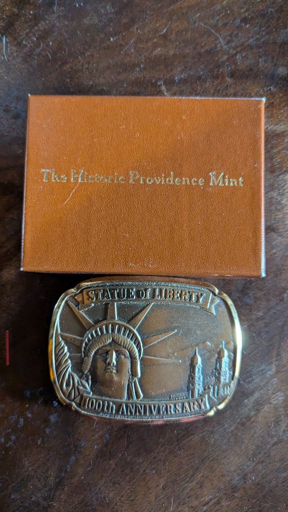 Collectible Statue Of Liberty Belt Buckle