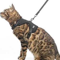 PUPTECK Cat Harness and Leash Set Escape Proof