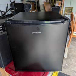 Mini Fridge Proctor Silex