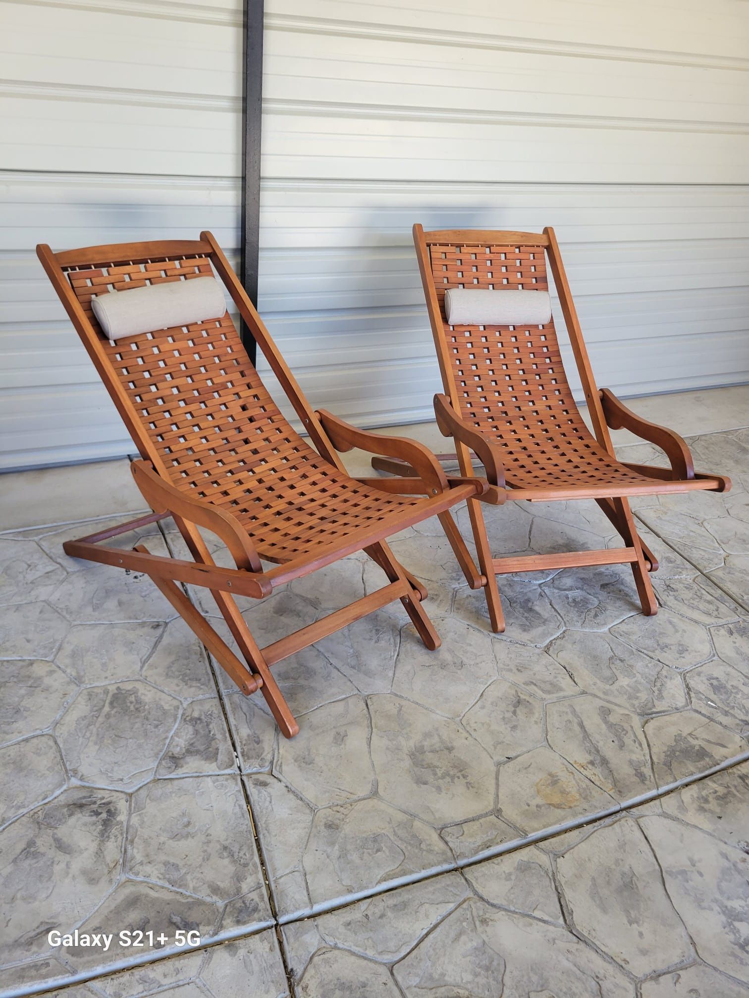Wood Folding Chairs