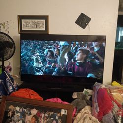 Flat Screen 
