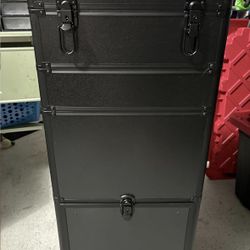 Large makeup case with LED lights