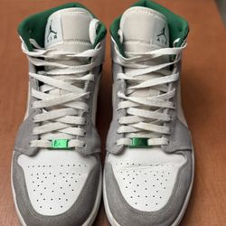 Jordan 1 Mid Green