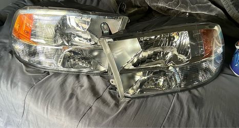 Stock headlights 2009-2018 ram 1500