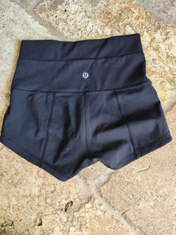 GENUINE LULULEMON HIGH RISE SPANDEX SHORTS SIZE 2