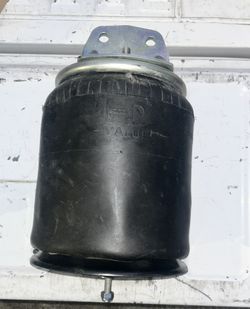 Air spring bag (ONLY 1) $50 OBO