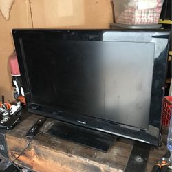 32 Inch Toshiba TV 