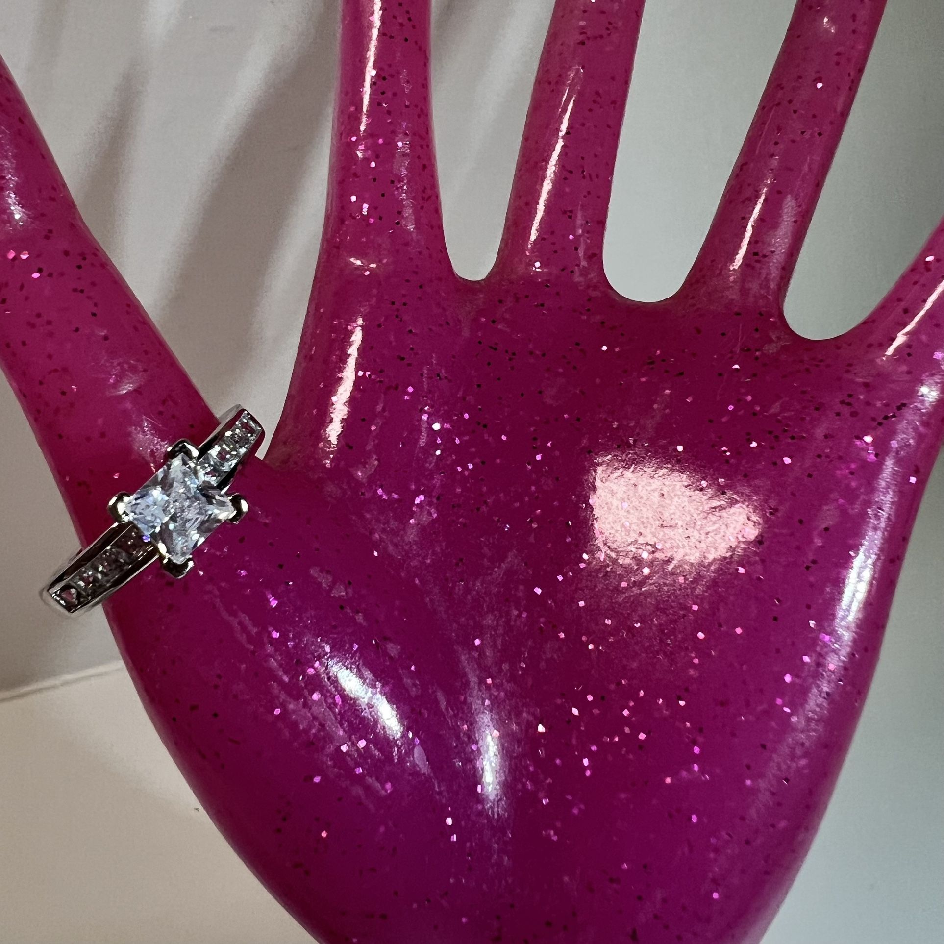 925 ring radiant cut simulated diamond Size 9.5