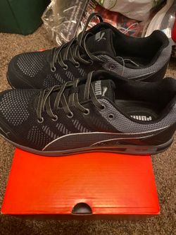 Steel toe Pumas