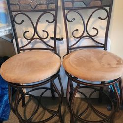 Boraam Beau Bar Stools