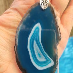 BRAND NEW AGATE STAINLESS STEEL NECKLACE 30"