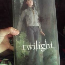 My mom Had These She Has Passed On Now I Need Money To Take My Fur Baby To The Vet To Get Shot So It Can Help His Ski  Out I Hate To See Him Suffer