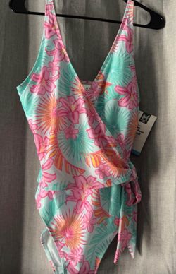 Bathing suit / traje de baño