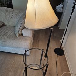 Table w/lamp attached