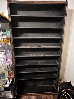 Display shelf