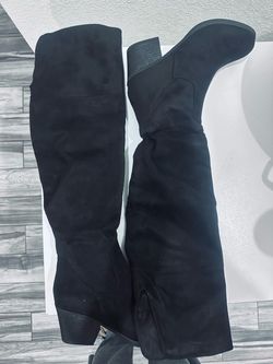 Black knee high boots