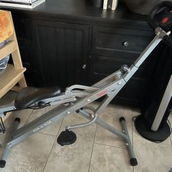 Upright Row-N-Ride Squat Assist Trainer Machine