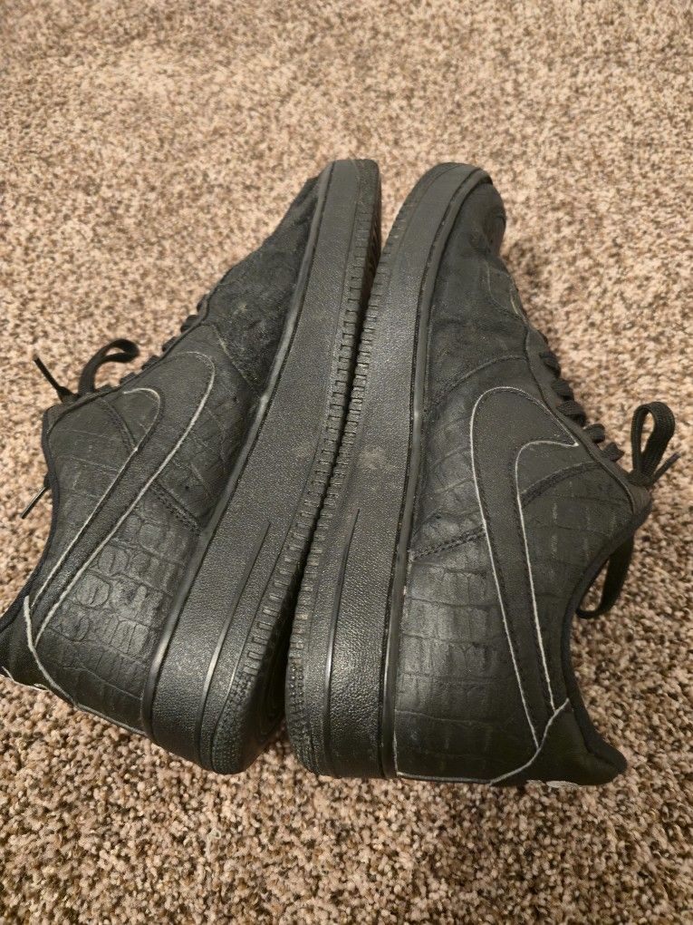 Nike Air Force 1 Shoes Low '07 LV8 Black Croc Black Mens Size 11 Sneakers 718152-007