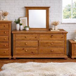 The Broyhill Honeywood Trio — A Timeless Solid Wood Bedroom Statement 