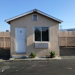 A One Person Room 