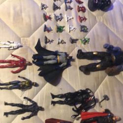 Action Figures 