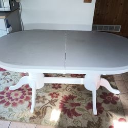 Kitchen/Dining Room Table 