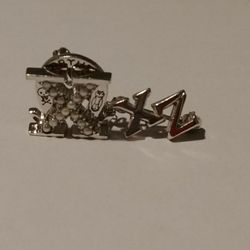 Real  silver and pearl Chi Omega sorority pin