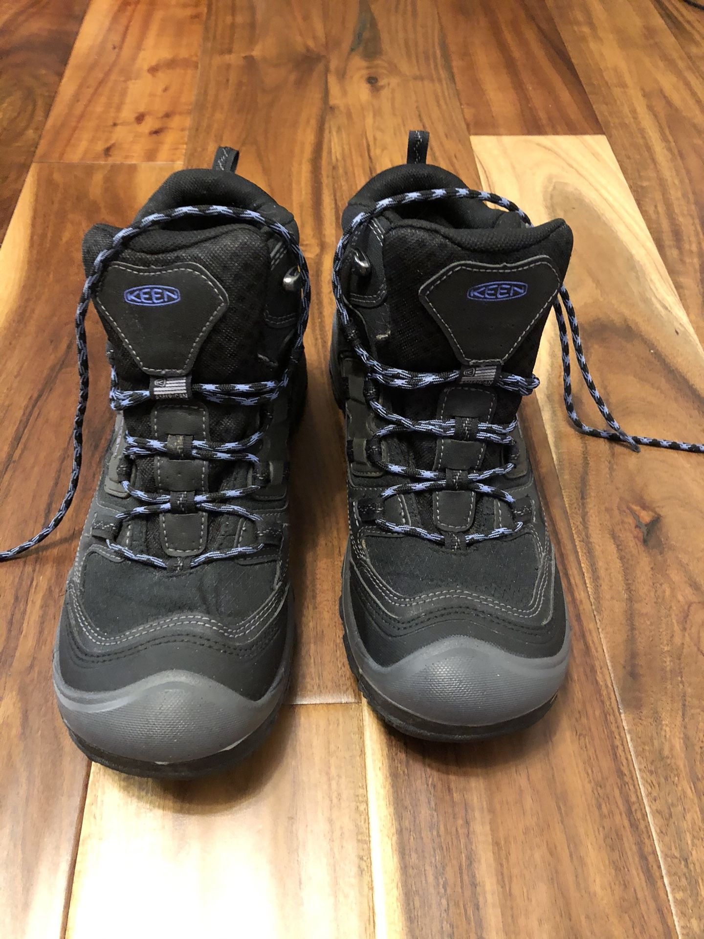 Keen Waterproof Shoes 10 Women